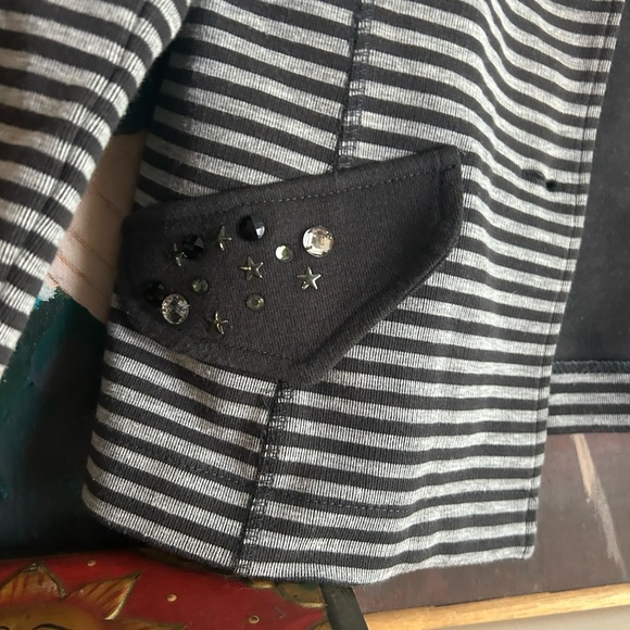 Gray Striped Boho Blazer with Star Detail Size 10 - Picture 3 of 16